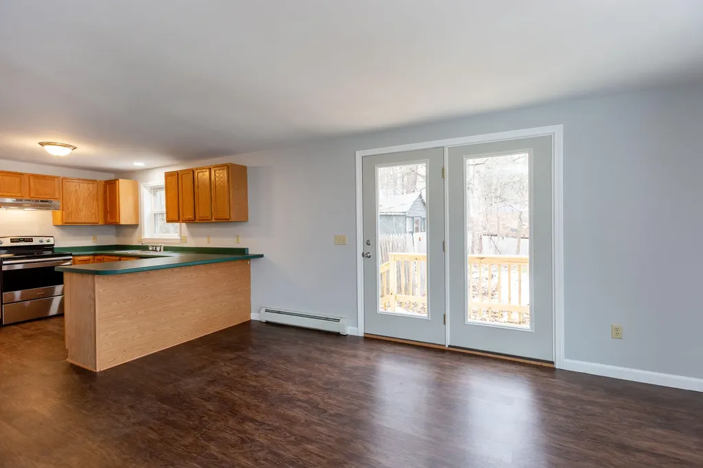 106 Cottage Road Windham ME 04062