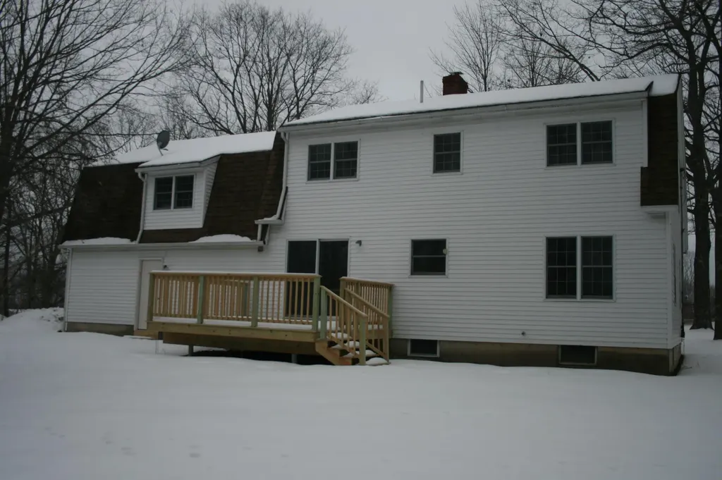 2667 Ohio Street Glenburn ME 04401