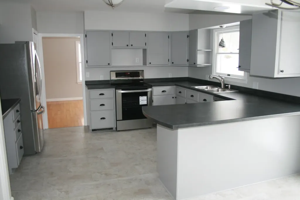 2667 Ohio Street Glenburn ME 04401