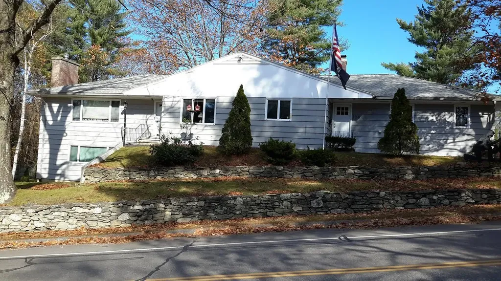 180 Montello Street Lewiston ME 04240