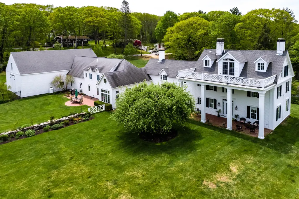 114 Old Ocean House Road Cape Elizabeth ME 04107