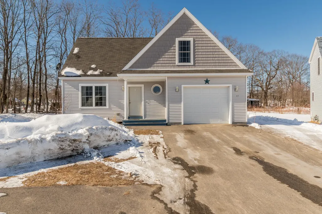 47 Tink Drive Gorham ME 04038