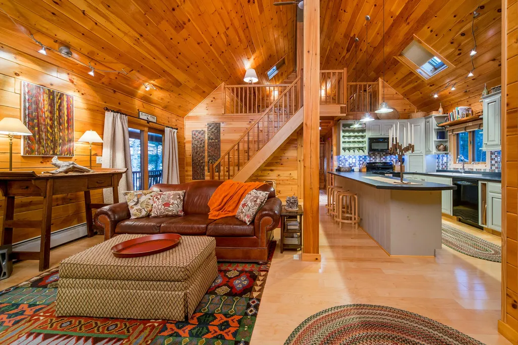 712 Peabody Pond Road Sebago ME 04029
