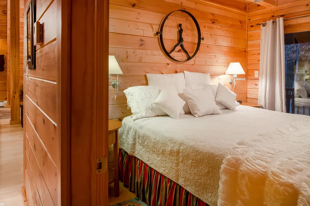 712 Peabody Pond Road Sebago ME 04029