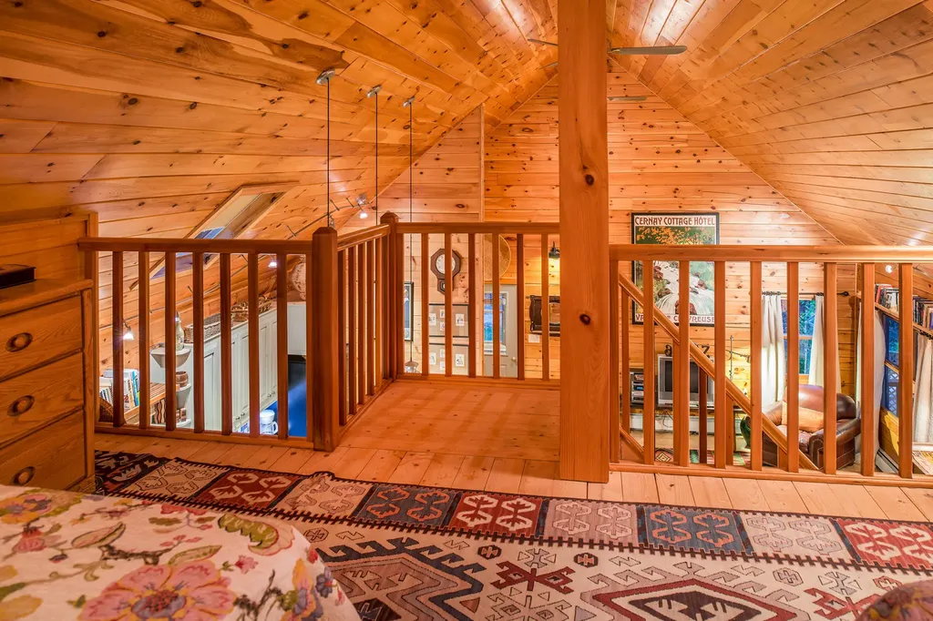 712 Peabody Pond Road Sebago ME 04029
