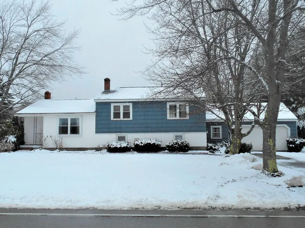 108 Guinea Road Biddeford ME 04005