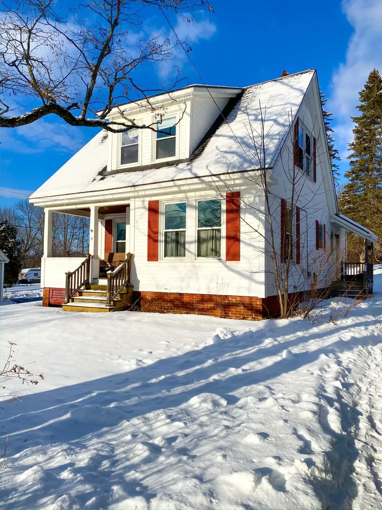 36 Prospect Street Wilton ME 04294
