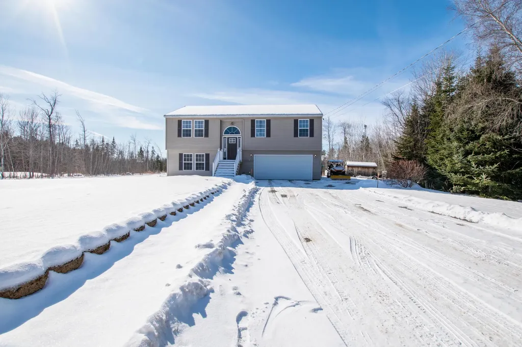 20 Thibodeau Drive Levant ME 04456