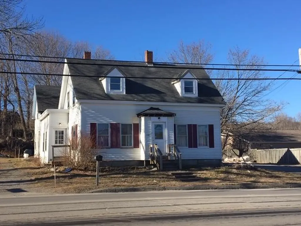 132 Camden Street Rockland ME 04841