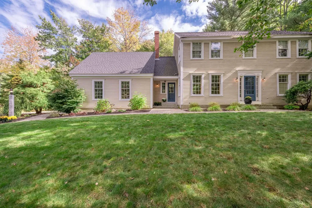 54 Boxwood Drive Yarmouth ME 04096