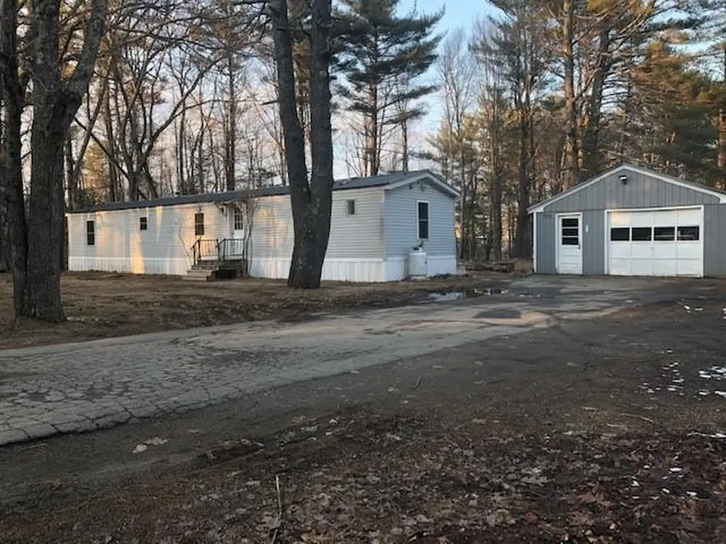 773 Cooper Road Chelsea ME 04330