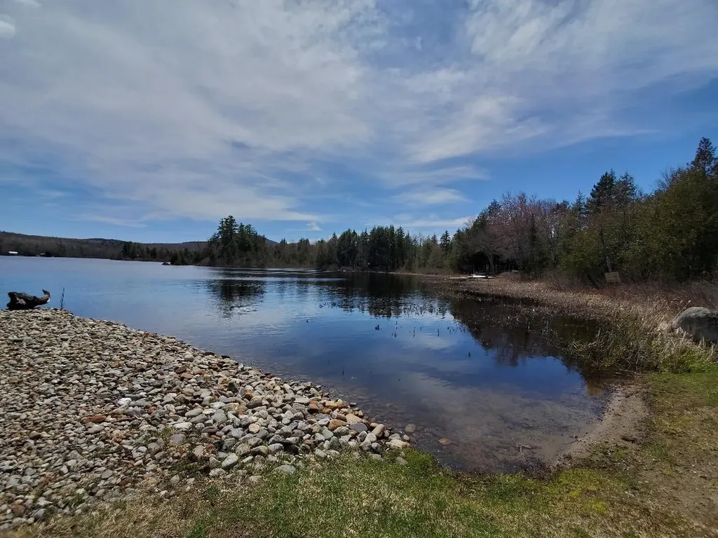 16 Loon Cove Strong ME 04983