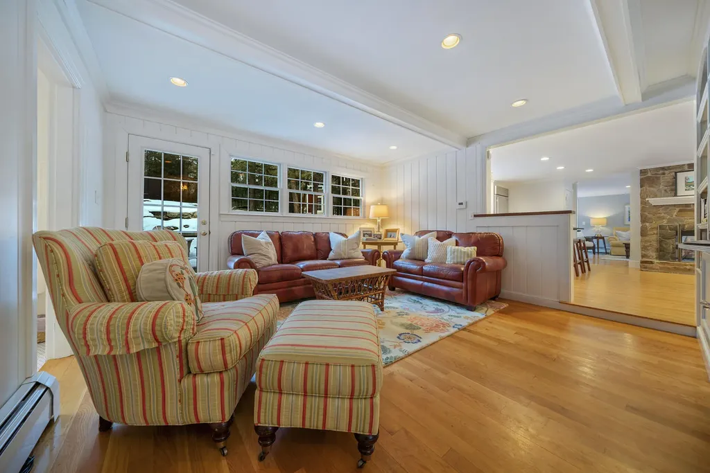 31 Brook Road Falmouth ME 04105