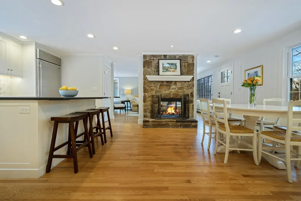 31 Brook Road Falmouth ME 04105