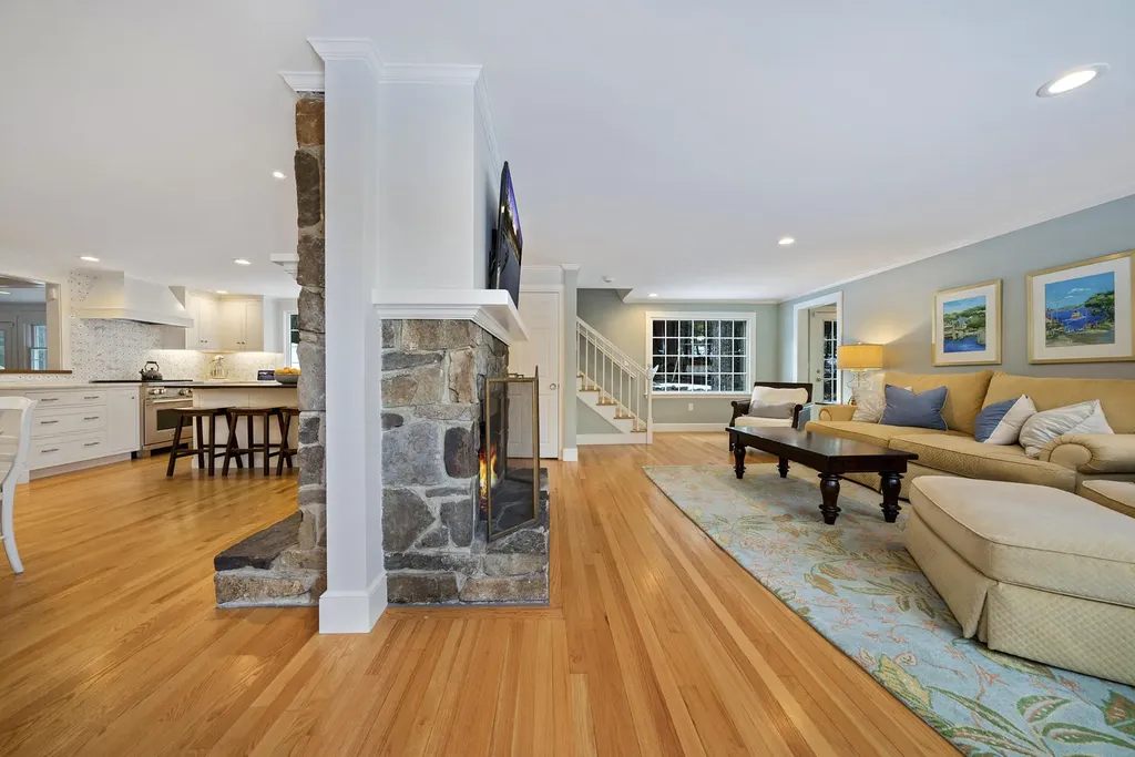31 Brook Road Falmouth ME 04105