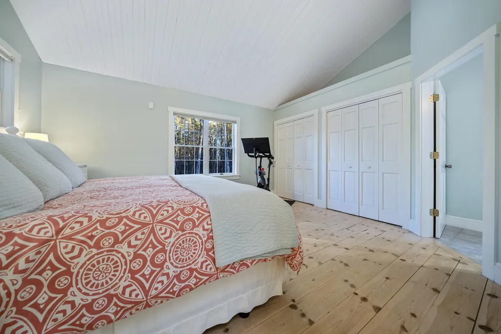 31 Brook Road Falmouth ME 04105