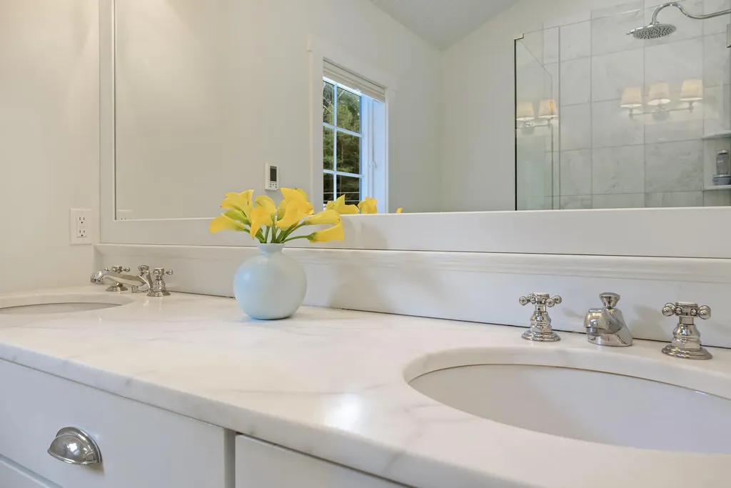 31 Brook Road Falmouth ME 04105
