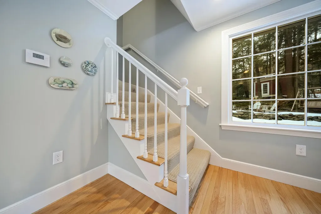 31 Brook Road Falmouth ME 04105