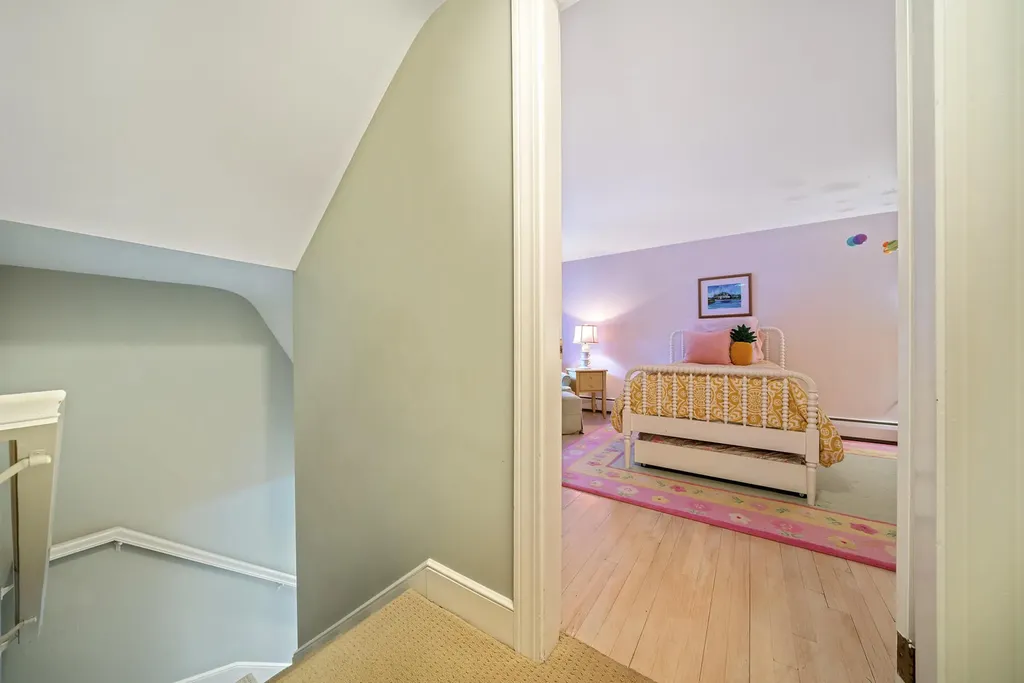 31 Brook Road Falmouth ME 04105