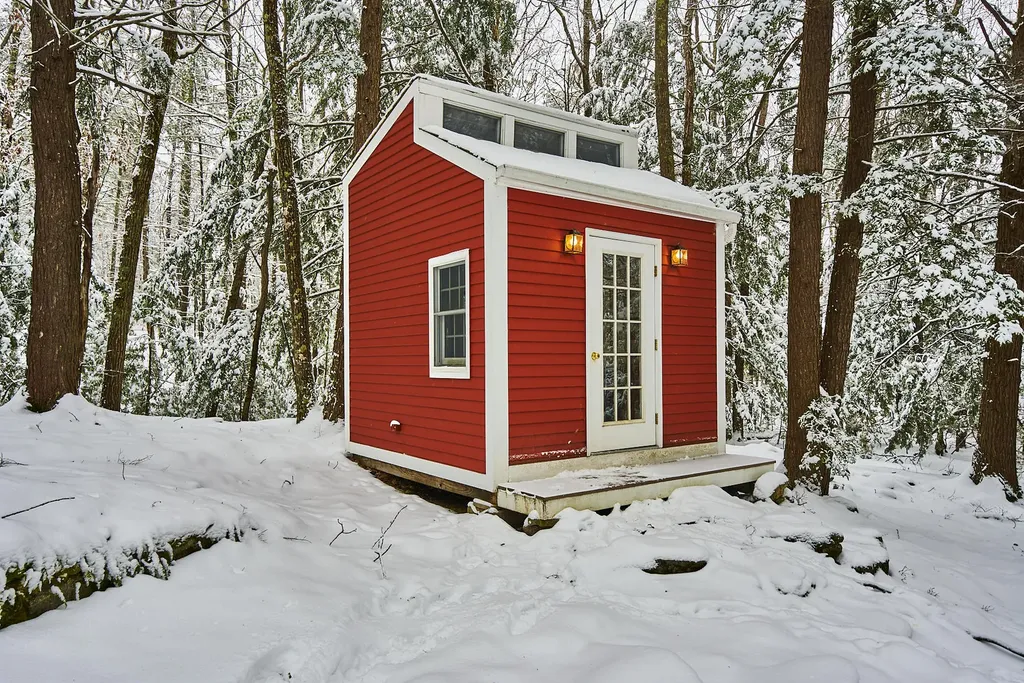 31 Brook Road Falmouth ME 04105