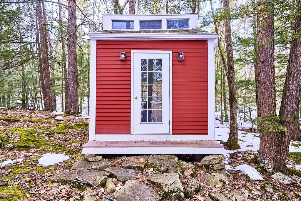 31 Brook Road Falmouth ME 04105