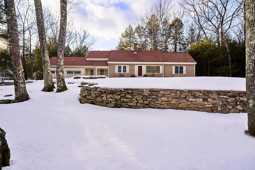 31 Brook Road Falmouth ME 04105