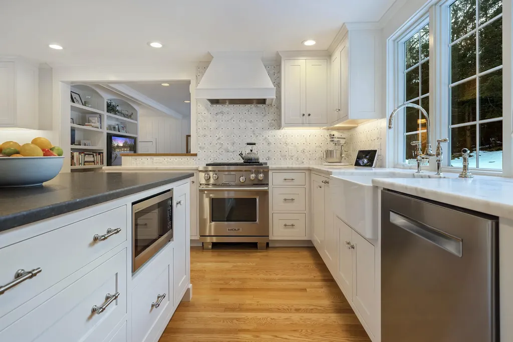 31 Brook Road Falmouth ME 04105