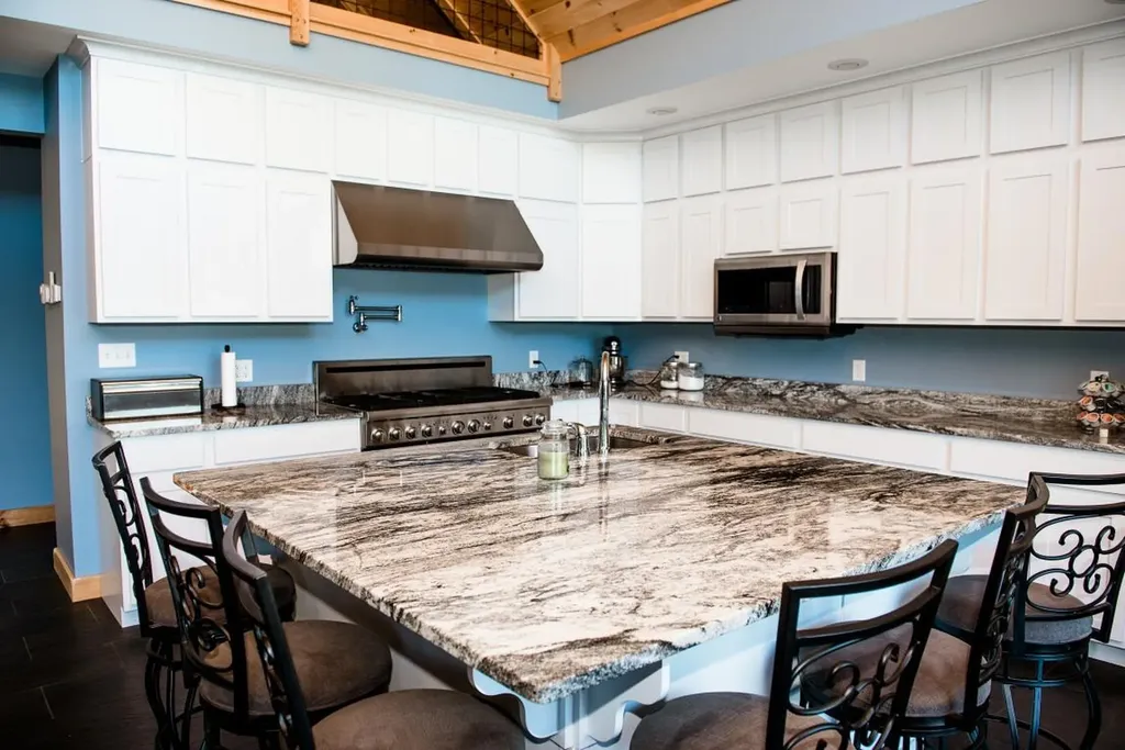 4 Willow Drive New Vineyard ME 04956