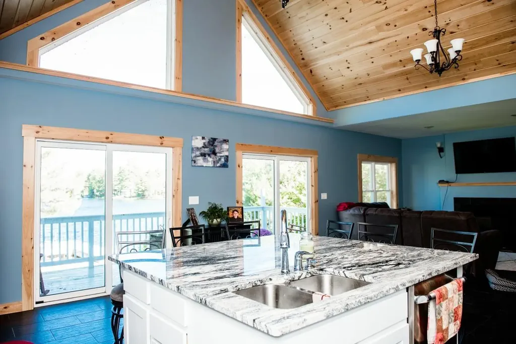 4 Willow Drive New Vineyard ME 04956