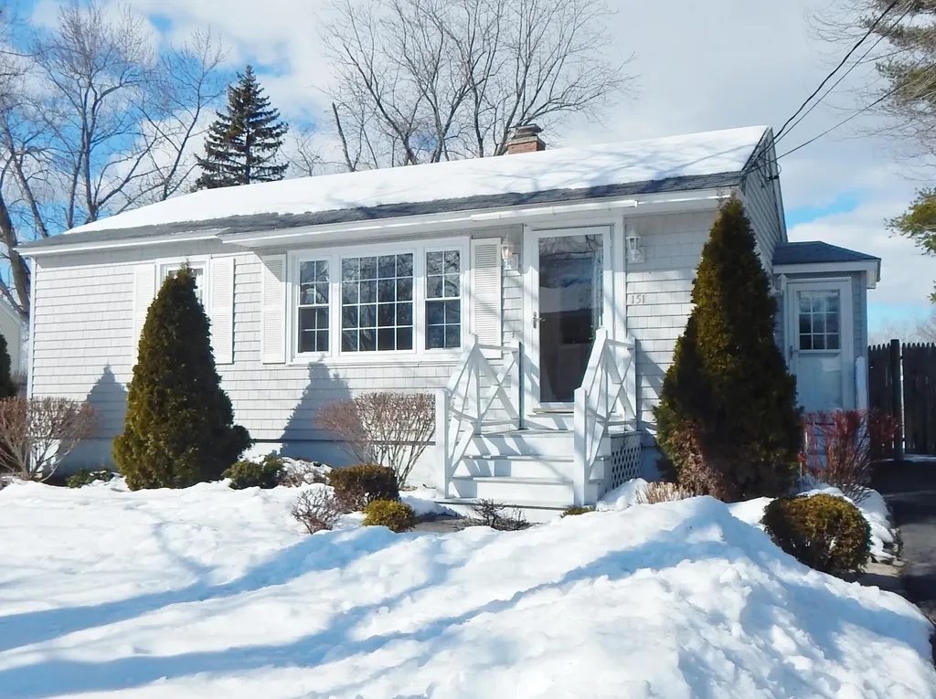 151 Wolcott Street Portland ME 04102
