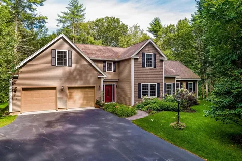 10 Coopers Way Kittery ME 03904