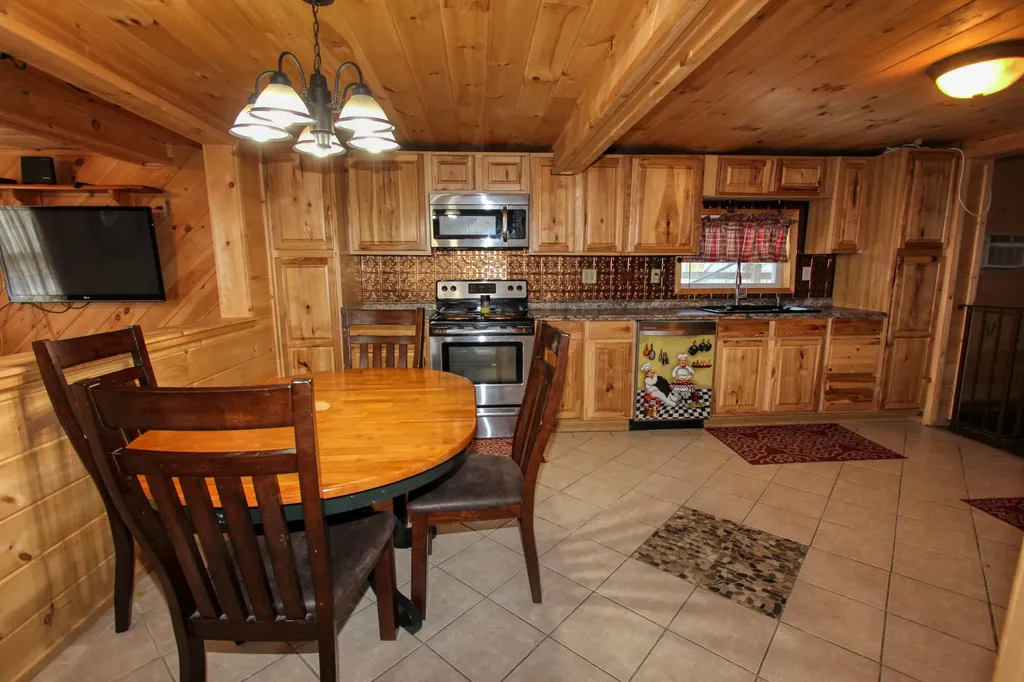 560 Sabattus Road Sabattus ME 04280