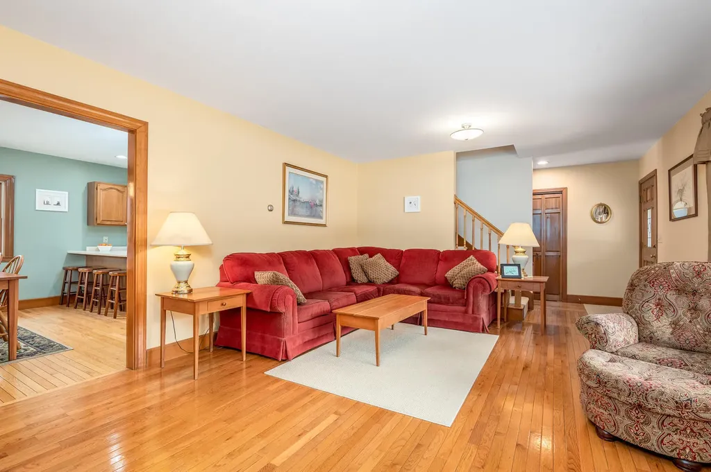 14 Jenny Drive Gray ME 04039