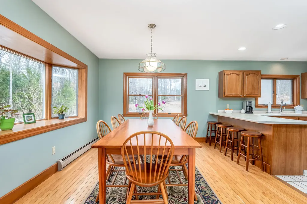 14 Jenny Drive Gray ME 04039