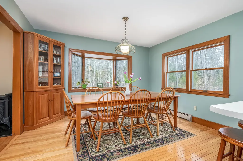 14 Jenny Drive Gray ME 04039
