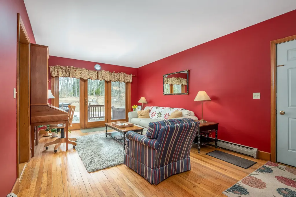 14 Jenny Drive Gray ME 04039
