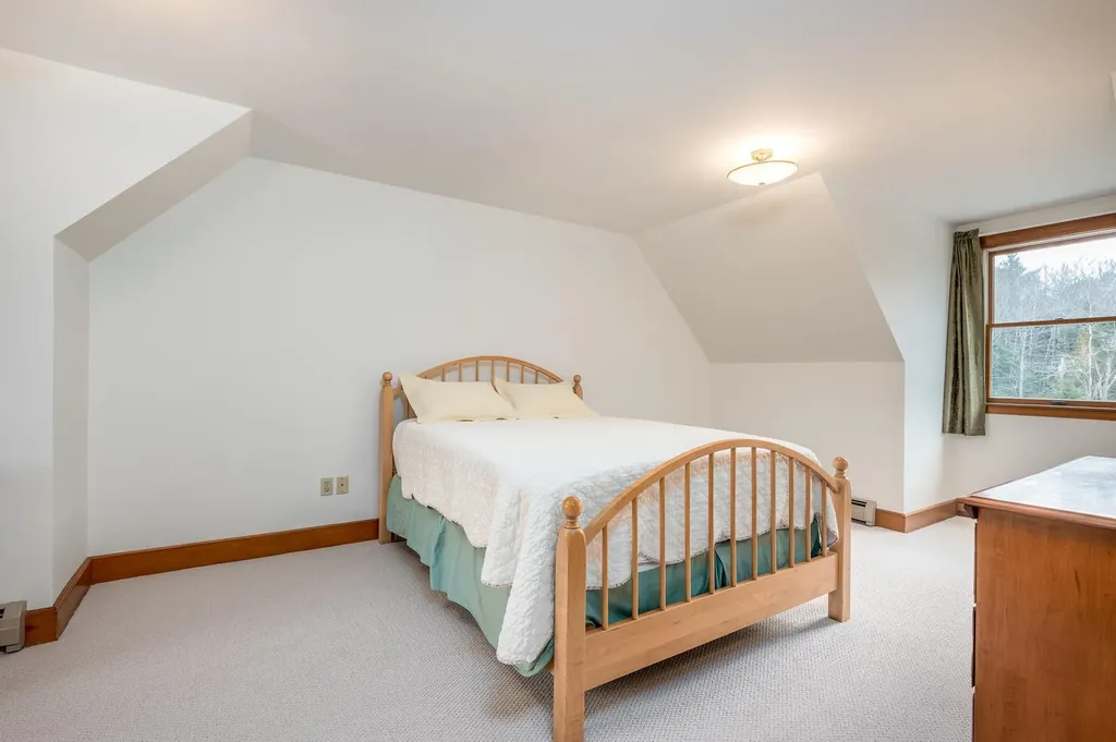 14 Jenny Drive Gray ME 04039