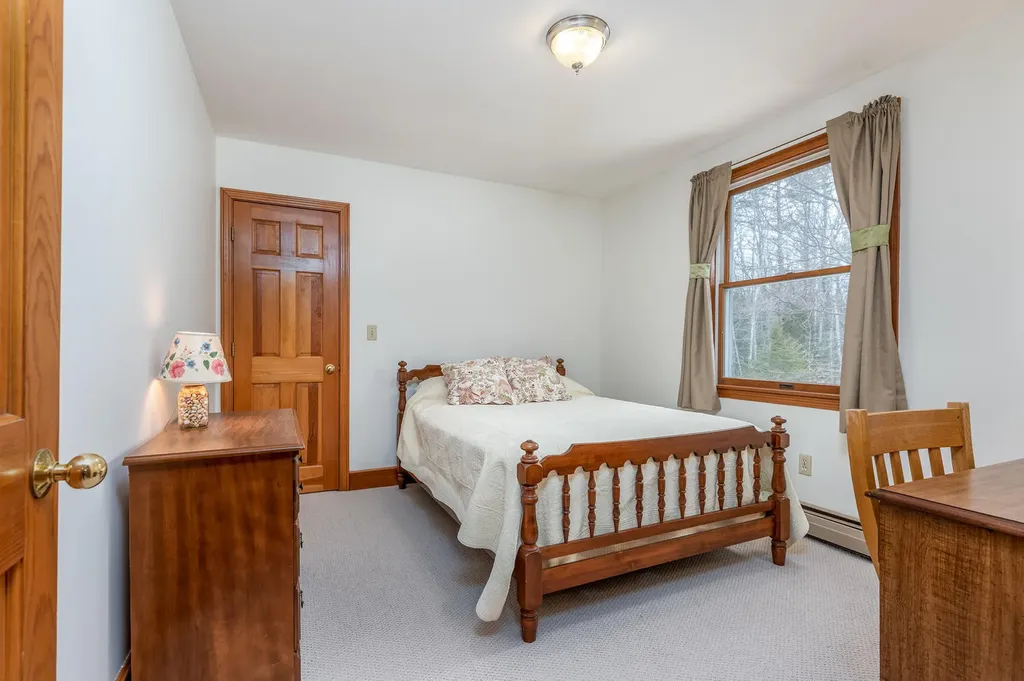14 Jenny Drive Gray ME 04039