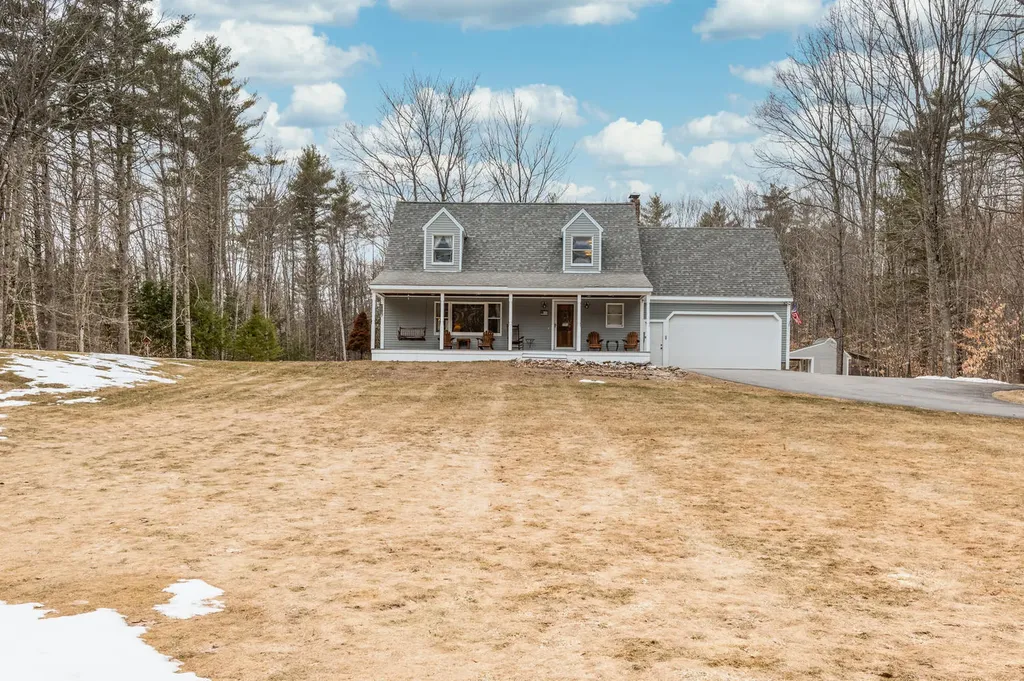14 Jenny Drive Gray ME 04039