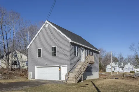 11 Payson Lane Rockland ME 04841