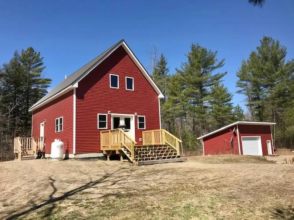 145 South Road Parsonsfield ME 04047