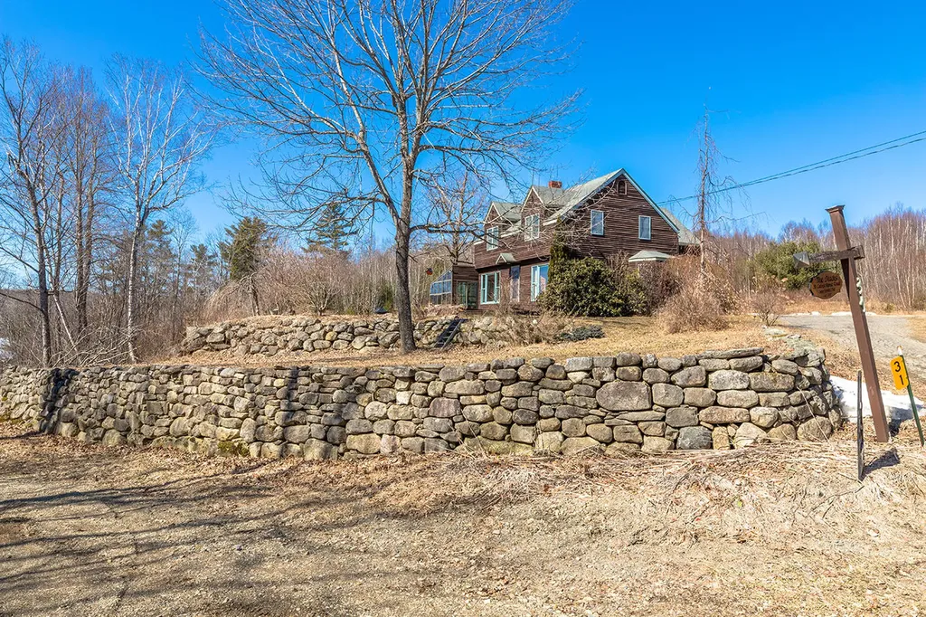 31 Cains Pond Road Searsport ME 04974