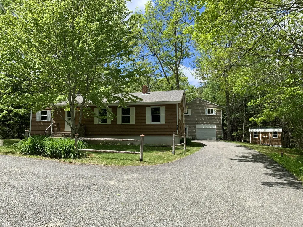 290/292 Knox Road Bar Harbor ME 04609