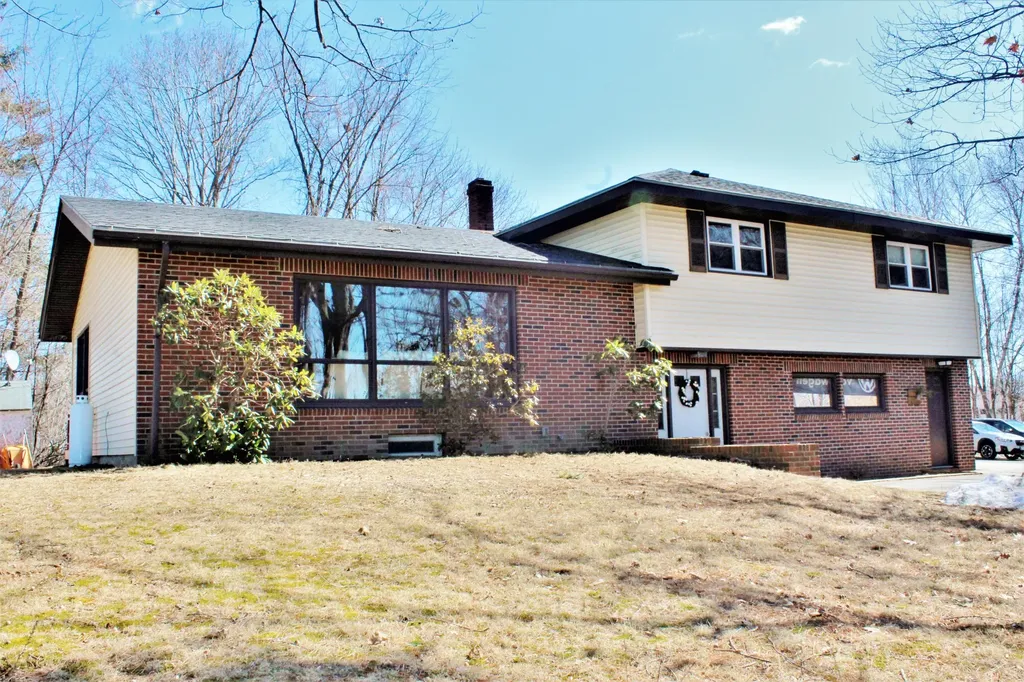 150 Randall Road Lewiston ME 04240
