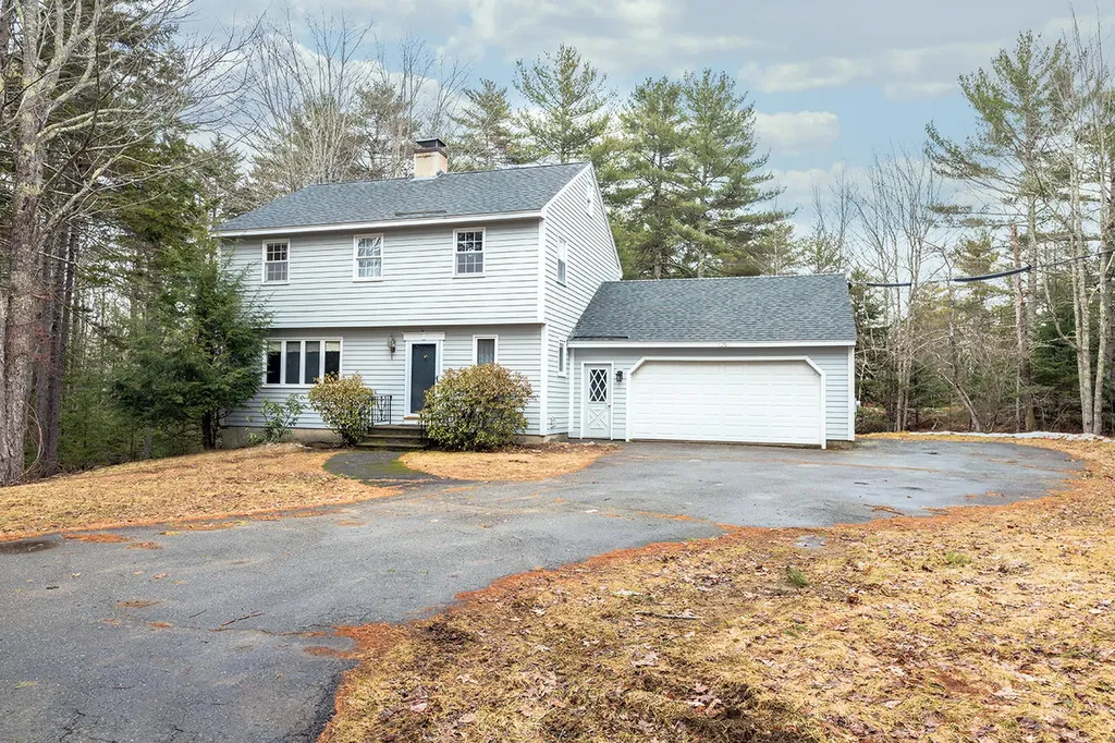 126 Mistic Avenue Rockport ME 04856