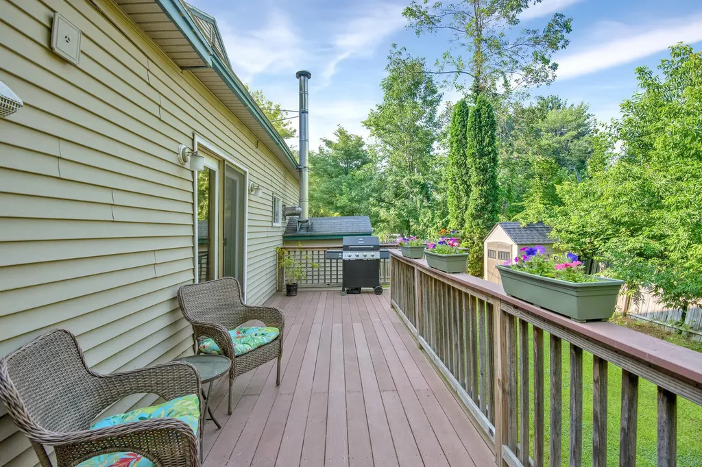 178 Longfellow Street Westbrook ME 04092