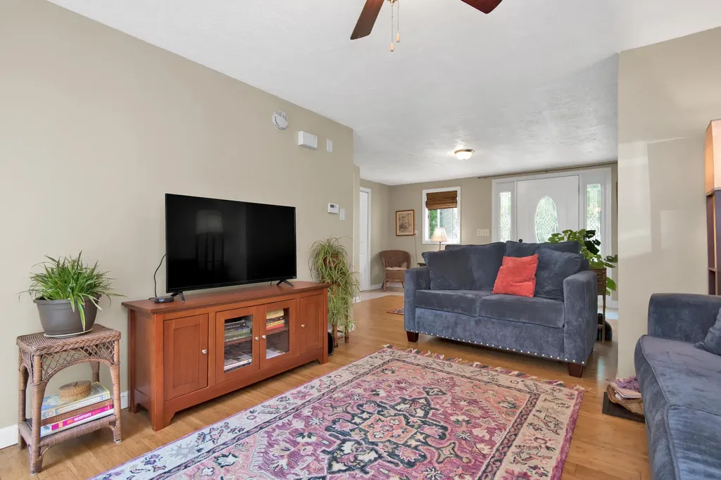 178 Longfellow Street Westbrook ME 04092