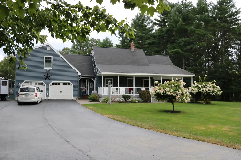 15 Rustic Way Windham ME 04062