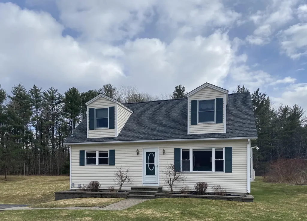 41 Papermill Road Hampden ME 04444