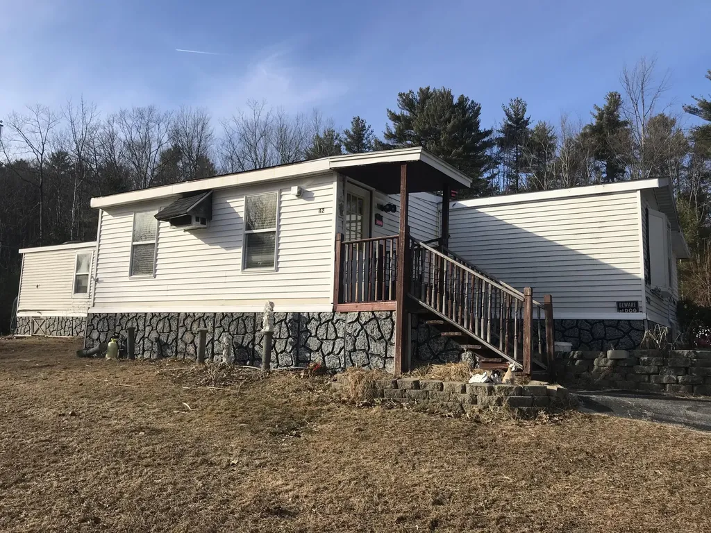 42 Pine Ridge Road Sabattus ME 04280
